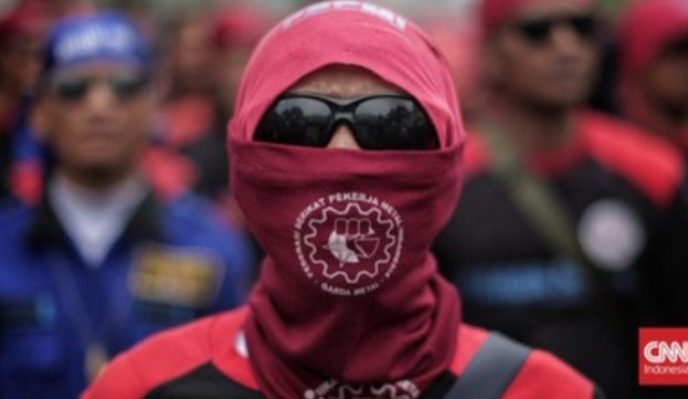 Demo Buruh di DPR Tuntut UU Ketenagakerjaan Baru dan Hapus Outsourcing