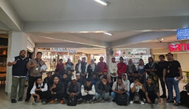 Polsek KKP Batam berhasil Gagalkan 41 CPMI Ilegal di Pelabuhan Batam Center.