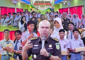 Kejati Kepri Sosialisasikan Pencegahan Kejahatan Anak di Konten Digital Melalui Program Jaksa Masuk Sekolah    