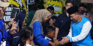 Kapolri Takziah ke Rumah Duka Korban Penyiraman Air Keras di Tambun Bekasi